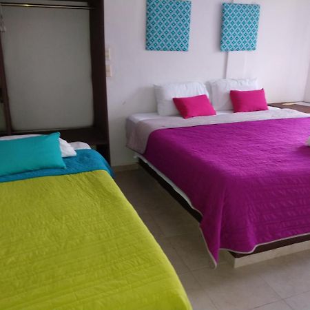 Hotel Espana 체투말 외부 사진